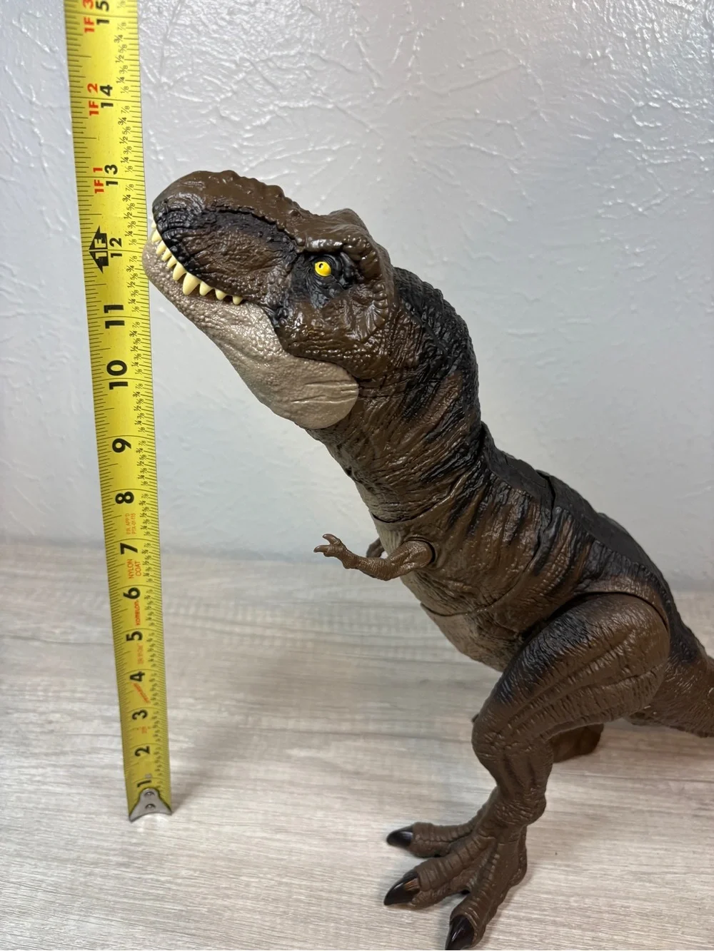 Jurassic World Thrash 'N Devour T-Rex Mattel Dinosaur Figure WORKING